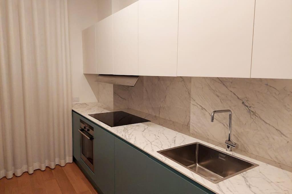 In Centrale Milano Ngoại thất bức ảnh